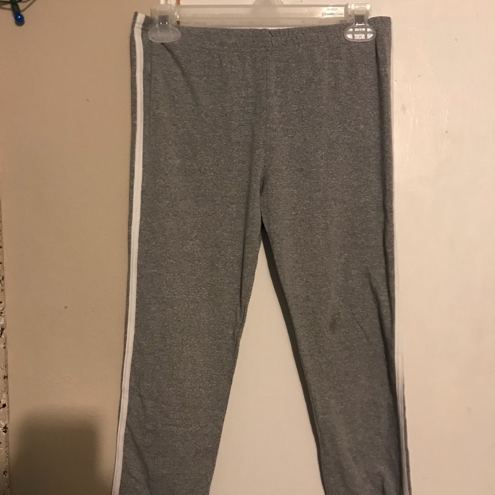Leggings.